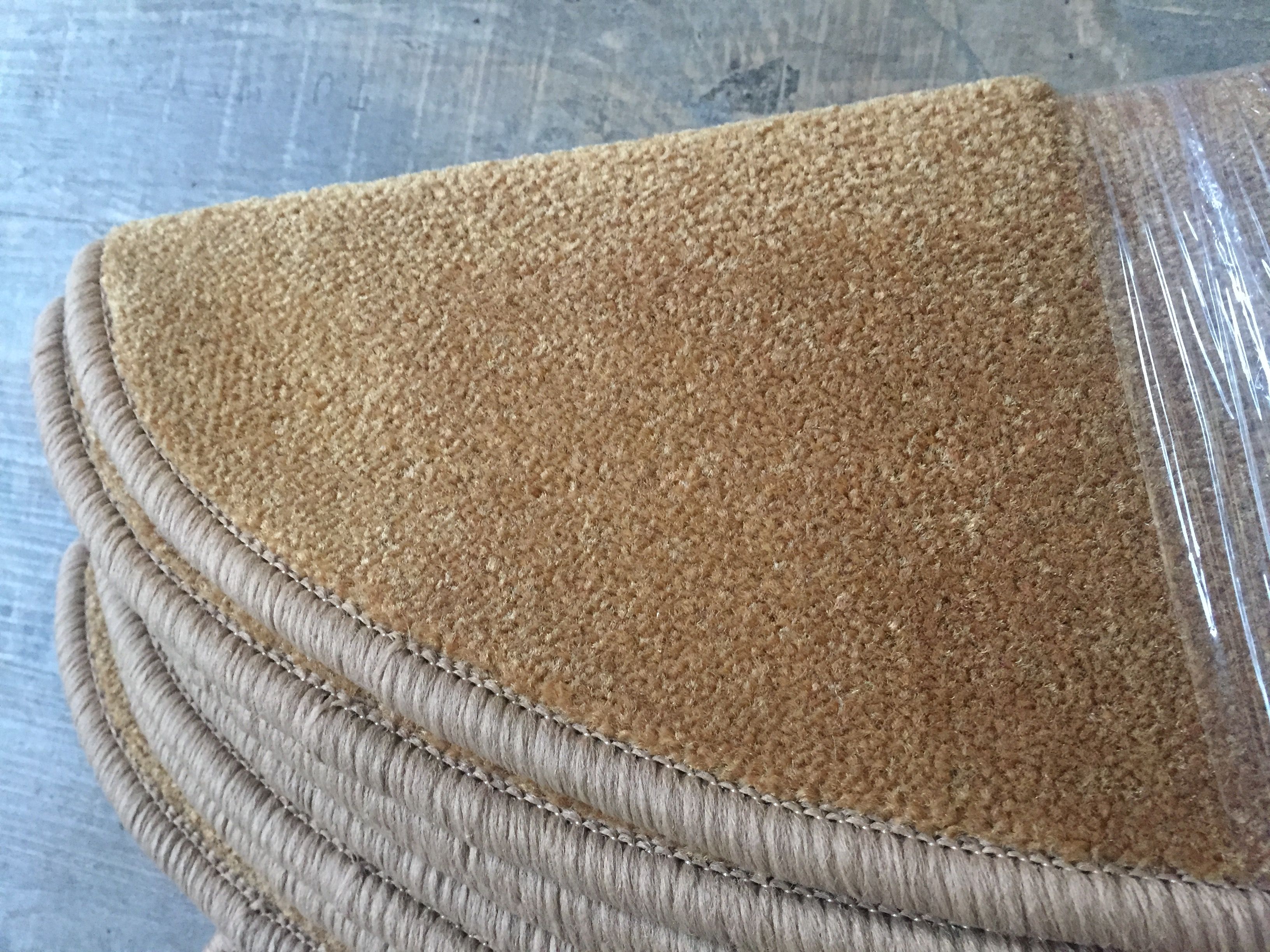 tong Miljard Spanning v)Trapmatten set van 14 stuks ! € 2,33 per stuk Taupe – Langenbach tapijt |  De goedkoopste leverancier van karpetten en vloerkleden. Kuntgras kunst  gras voordelig