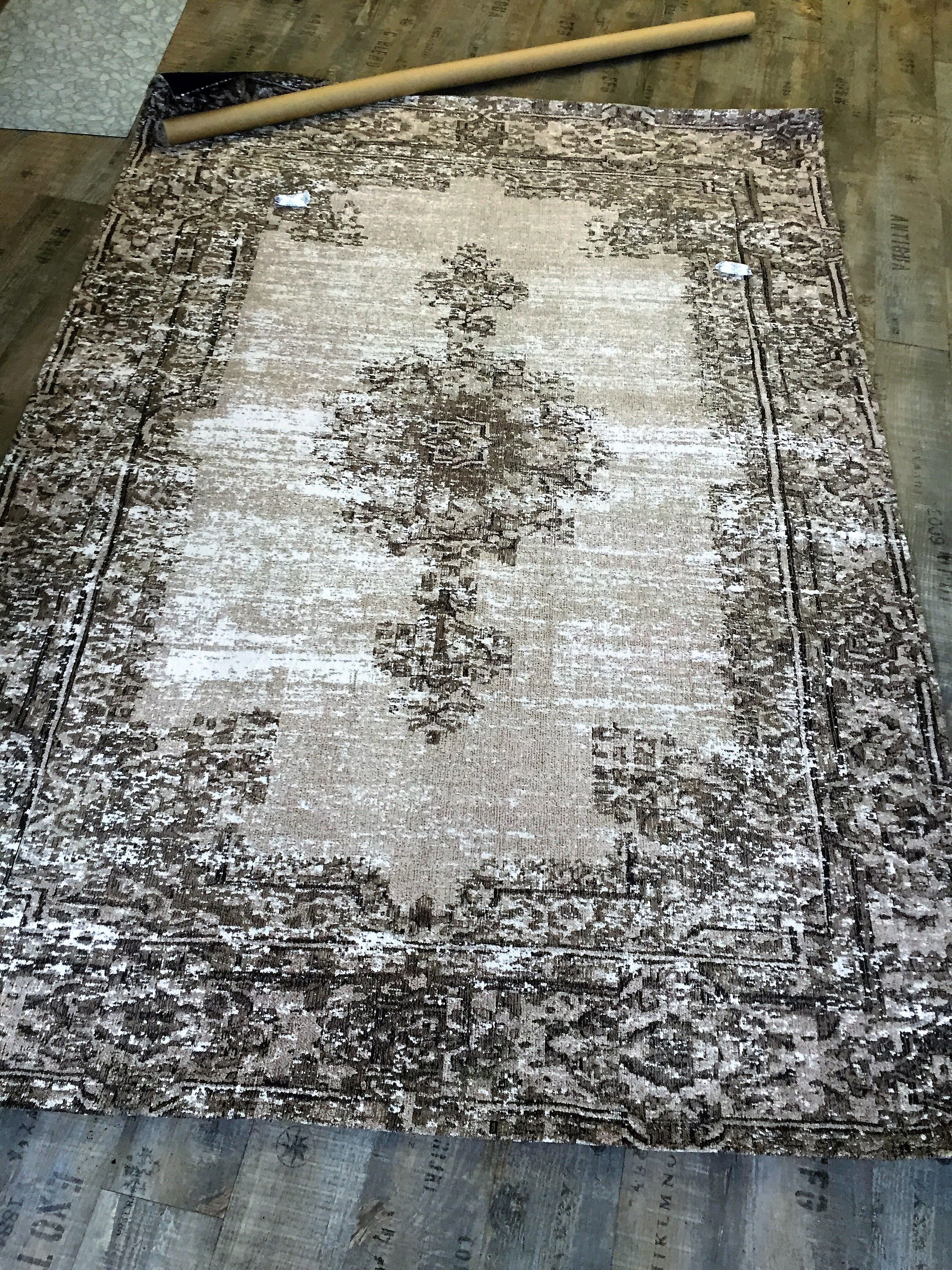 Ingang Editie Score Brinker carpets Vintage Epitome Spray Sand – Dark ash afmetingen : 160 x  240 cm van € 329-, voor € 149-, – Langenbach tapijt | De goedkoopste  leverancier van karpetten en vloerkleden. Kuntgras kunst gras voordelig