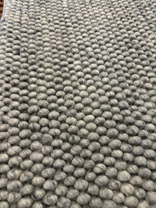 (n)Loop 170 x 240 cm Dark/Grey  Wol / Katoen  van € 789-, voor € 249-, - Afbeelding 3