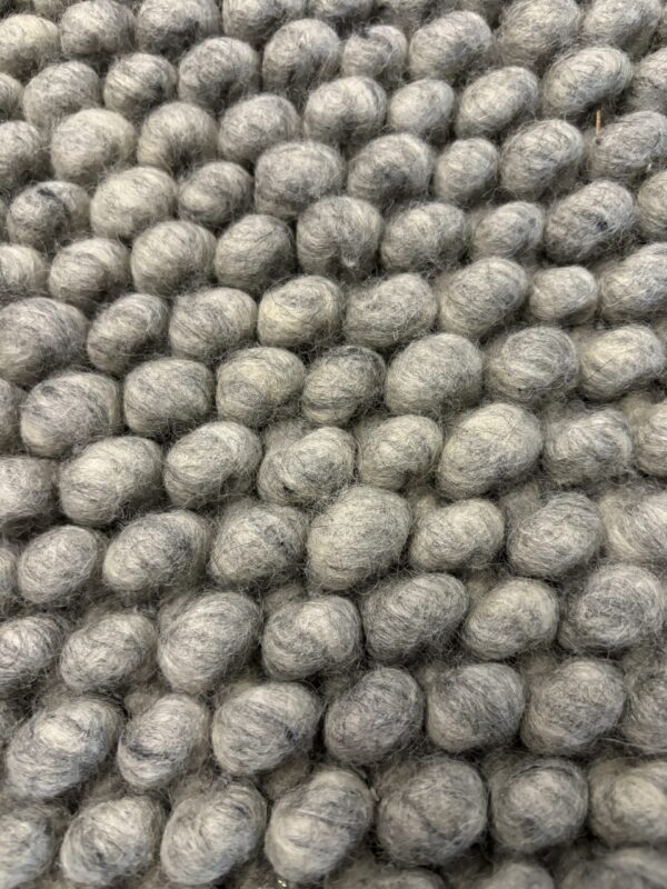 (n)Loop 170 x 240 cm Dark/Grey  Wol / Katoen  van € 789-, voor € 249-,
