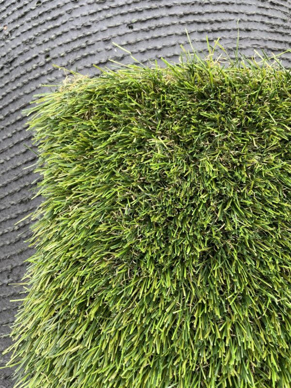 (n)Kunstgras Grass Partners GP Waveland 45 mm van € 49,95 voor € 21,95 ( zeer mooi dicht vol en zacht gras ) - Afbeelding 5
