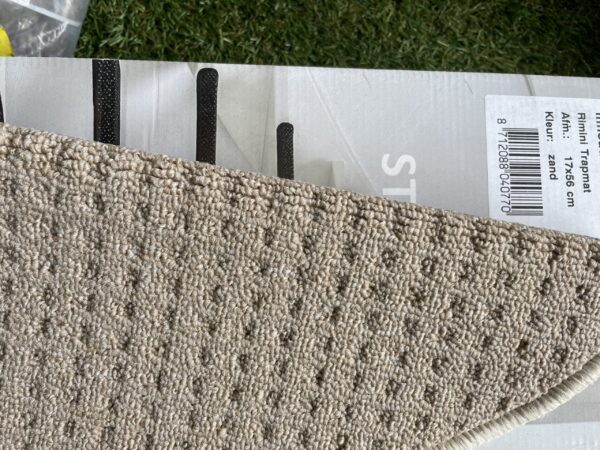 (v)Trapmatten (halve maantjes ) traptreden Hamat Kleur Zand € 3-, per normale prijs € 6,95 p/s - Afbeelding 3