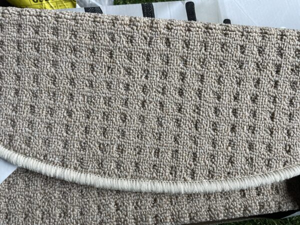 (v)Trapmatten (halve maantjes ) traptreden Hamat Kleur Zand € 3-, per normale prijs € 6,95 p/s - Afbeelding 4