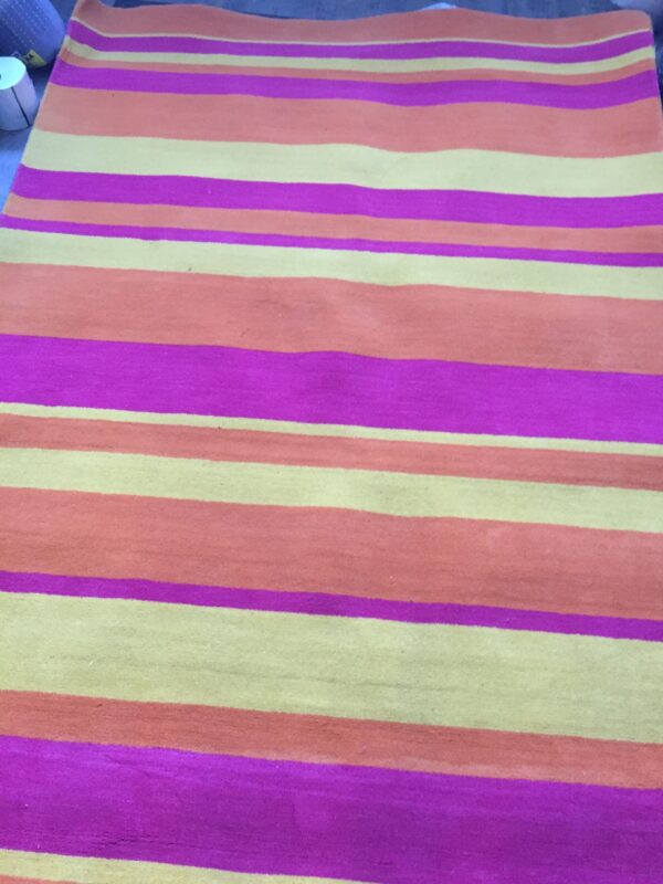 Wol 160 x 230 cm van € 249-, voor € 69-, opruiming van exclusieve woonwinkel - Afbeelding 4